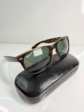 Vintage Ray-Ban New Wayfarer Polarized Sunglasses – Made in Italy